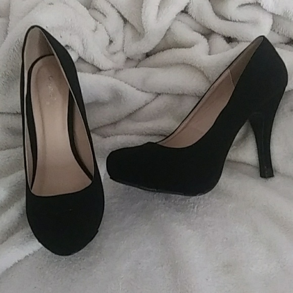 High heel - Picture 1 of 1